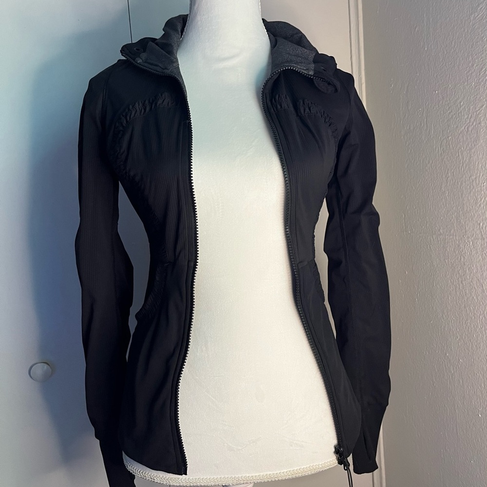Reversible Lululemon Jacket - Picture 3 of 16